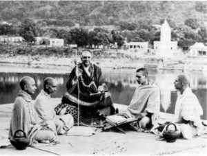 Swami Venkatesananda, Swami Krishnananda, Swami Chidananda, Swami Satchidananda.