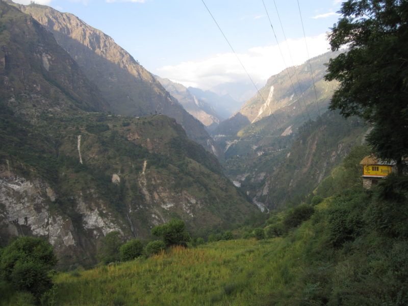 Die Ganga meandert durchs Tal
